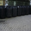 sprzedam beczki plastikowe-po spozywce na szambo i deszczowke-250l-110zl-dostawa kurierem-kolor czarny - ogłoszenia 1020681 | Zambrow.org