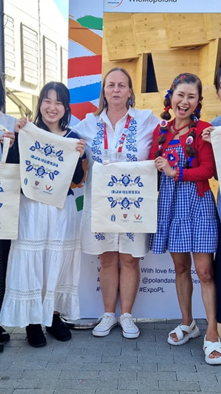 Od Krajny do Japonii. Joanna Skiera promuje haft krajeński