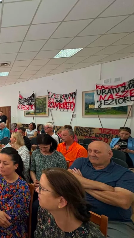 Rozmowy o obniżającym się poziomie wody w jeziorach. Powstanie zespół roboczy