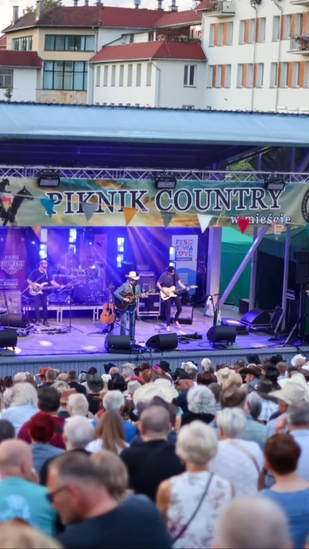 Piknik w Mieście 2026. Cztery dni koncertów, tańca i country w sercu Mrągowa