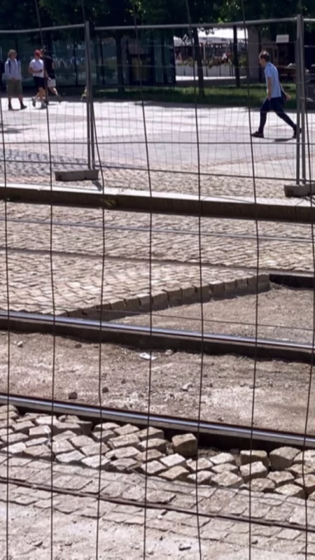Deszcz pokrzyżował plany Tramwajów Śląskich. Remont przy Rynku wciąż nie skończony