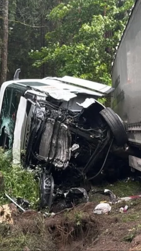 Tragiczny wypadek na trasie Orzysz-Ełk. Nie żyje 34-letni kierowca