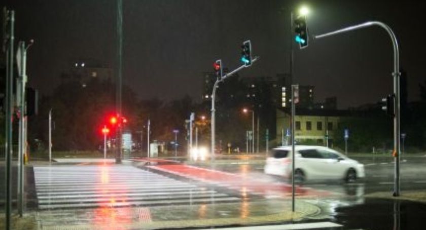 Skrzyżowanie ulic Modlińskiej i Kowalczyka - prace się skończyły