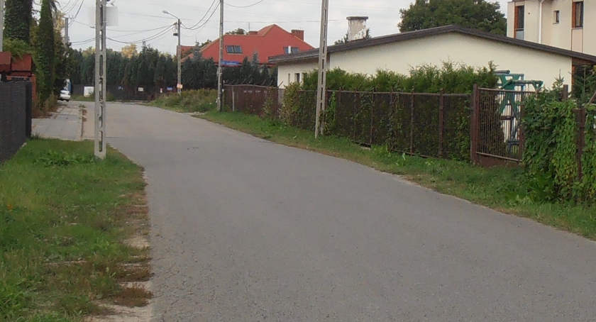 Wstrzymana decyzja o lokalizacji szkół. Gazociąg ma pierwszeństwo