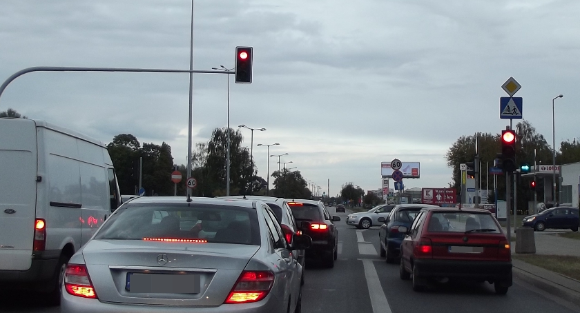 Światła na Modlińskiej zmorą kierowców 