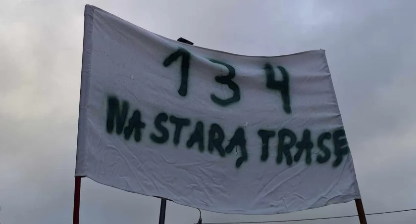 Jedni zyskują, inni tracą? Mieszkańcy przywrócenia autobusów 134 na starą trasę