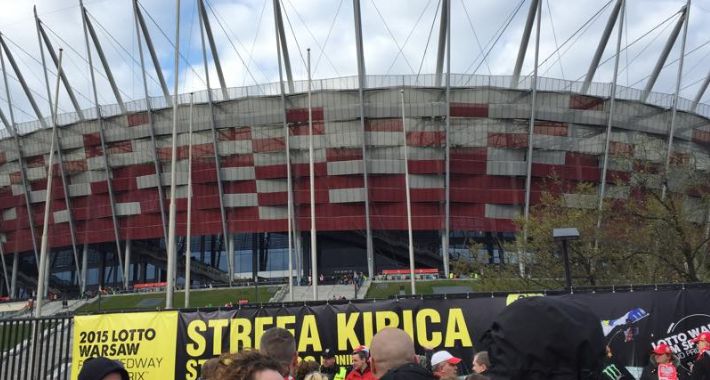 (NIE)godne pożegnanie Tomasza Golloba na Stadionie Narodowym. Skandal w Warszawie