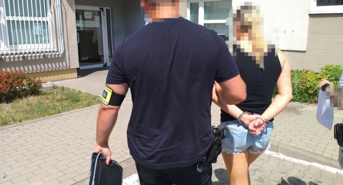 36-latek i jego znajoma z zarzutami. Akcja na Pradze-Północ!
