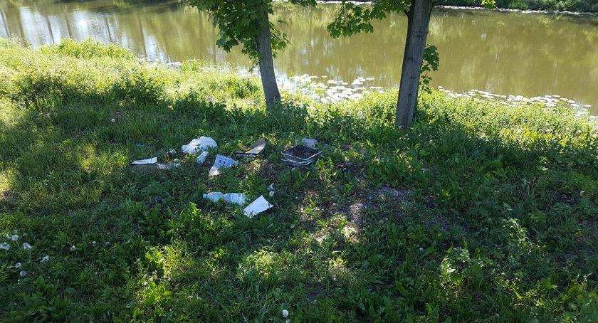 Grillowanie w przepisach czyli Straż Miejska o miejscach, bałaganie i karach