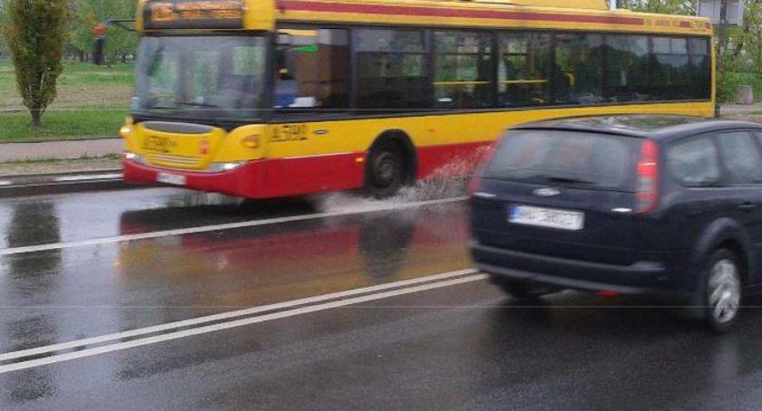 Fuszerka na Mehoffera - zapadnięcie jezdni i wielkie kałuże