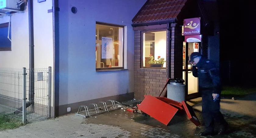 Eksplozja ładunku wybuchowego w skrzynce na listy przy Głębockiej