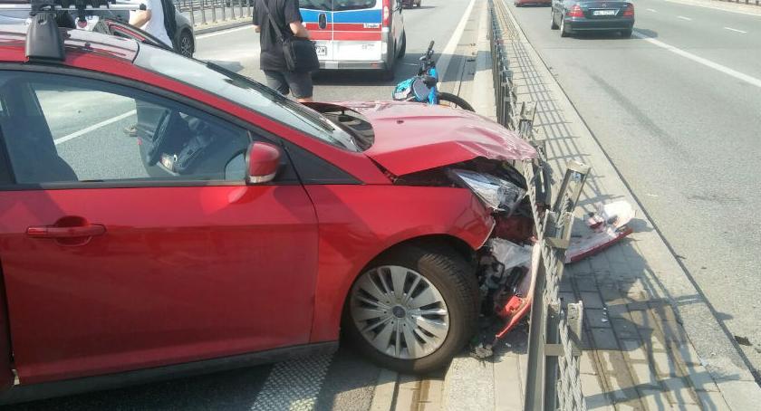 Rozbitym autem próbował uciekać z miejsca wypadku [ZDJĘCIA straży]