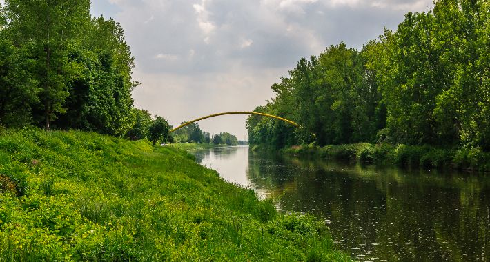 Tramwajem i metrem na Zieloną Białołękę
