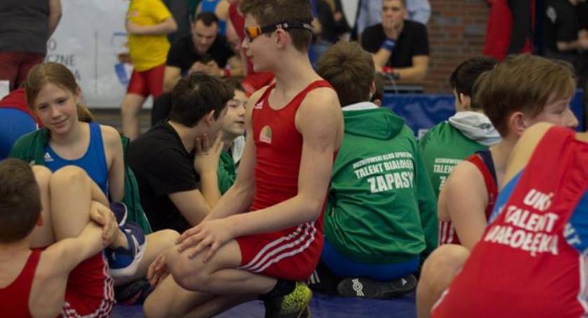 Kolejna klasa sportowa w SP 342. Sprawdź harmonogram rekrutacji na profil ZAPASY