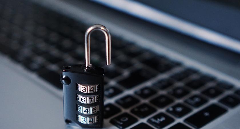 Cyberubezpieczenia – odpowiedź na zagrożenia naszego wieku?