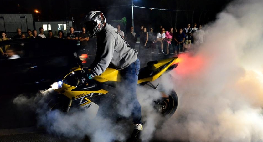 Tragiczny wypadek podczas Warsaw Night Racing. Nie żyje 19-letnia kobieta