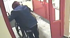 Ukradł rower, teraz się ukrywa. Policja szuka złodzieja