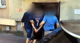Policjanci aresztowali chłopaka, który dźgnął kogoś nożem