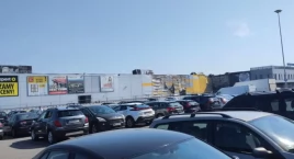 Marywilska 44 już działa! Ludzi jest w bród 