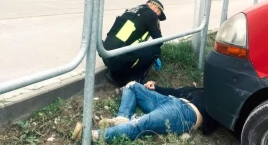 Zadał im ciosy, a potem sam upadł na ziemię. Nietypowa akcja na Białołęce