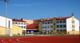 Szkoła średnia w budynku po gimnazjum? Jedna z opcji&hellip;