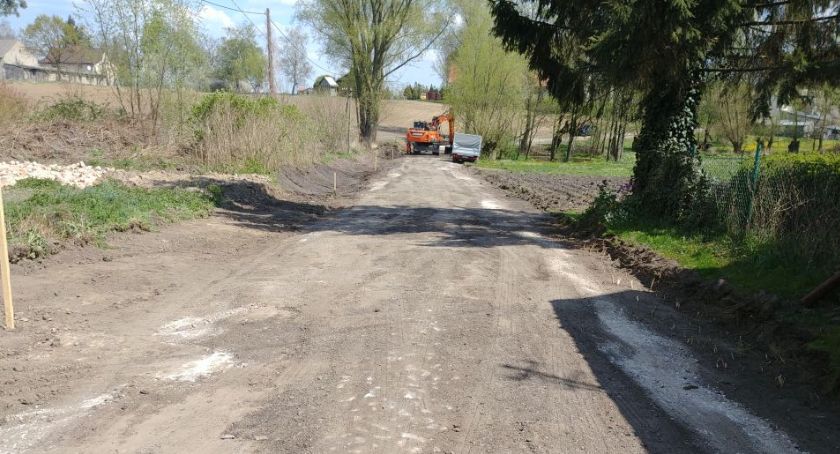 Będą nowe drogi w gminie Dębowa Łąka