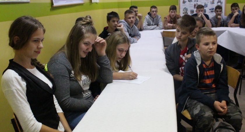 Wznowienie pracy szkół i placówek oświatowych - felieton