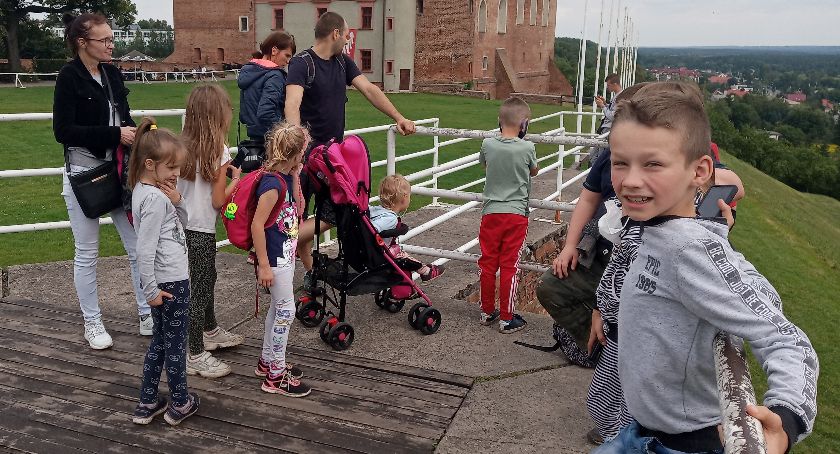 Wycieczki integrują rodziny