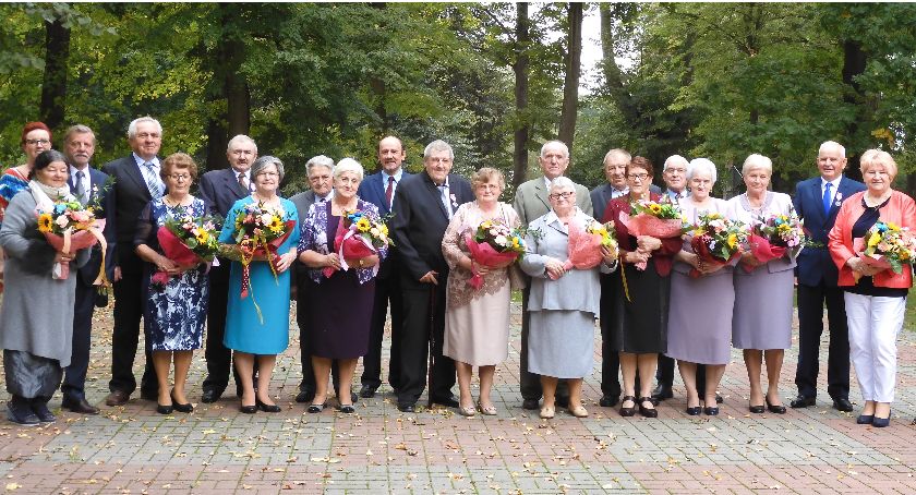 10 par jubilatów w Dębowej Łące