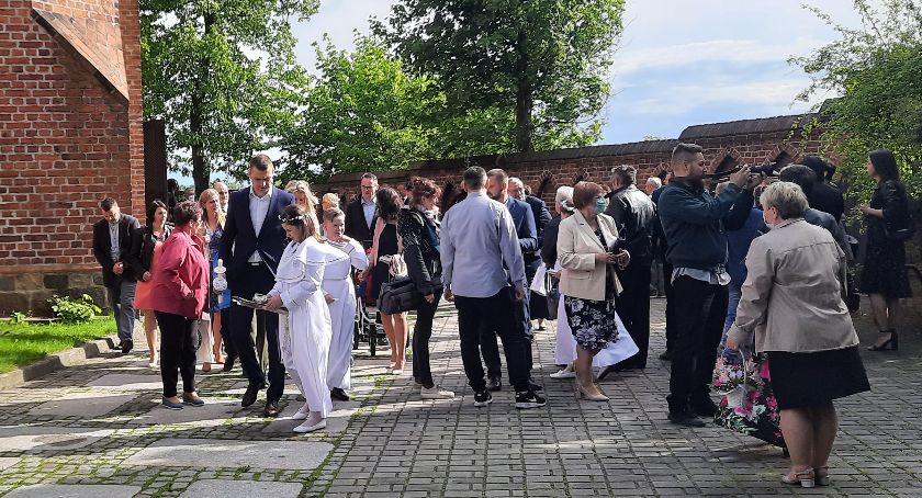 Komunijne święto w szczególnych warunkach