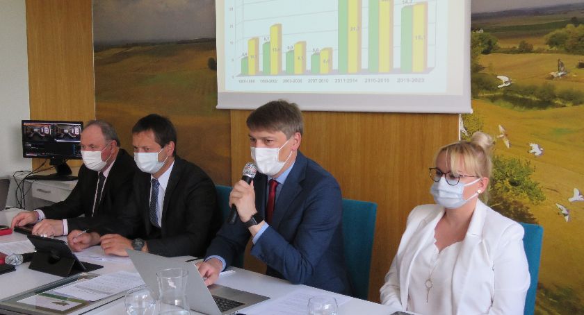 Pełne poparcie dla wójta