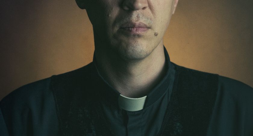 Celibat powodem pedofilii w kościele?