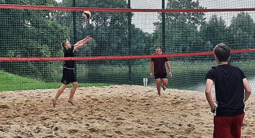 Na plaży po raz drugi