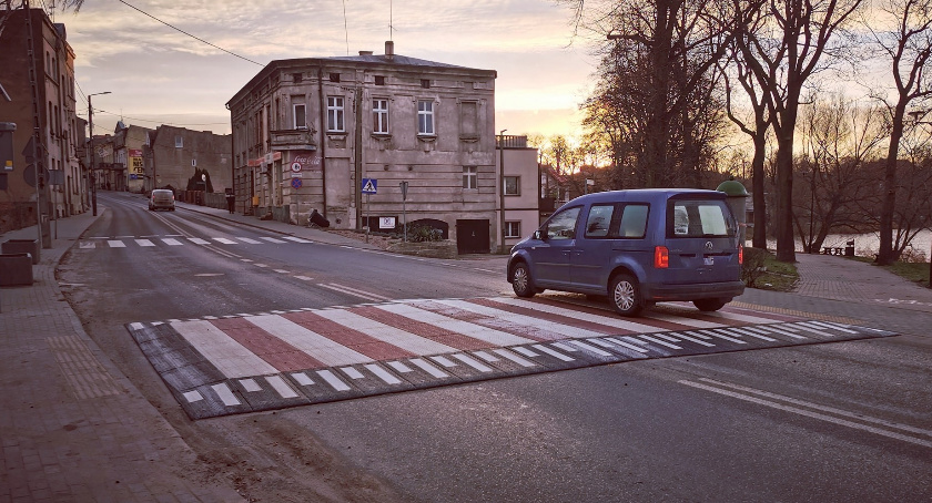 Piesi mogą czuć się bezpieczniej