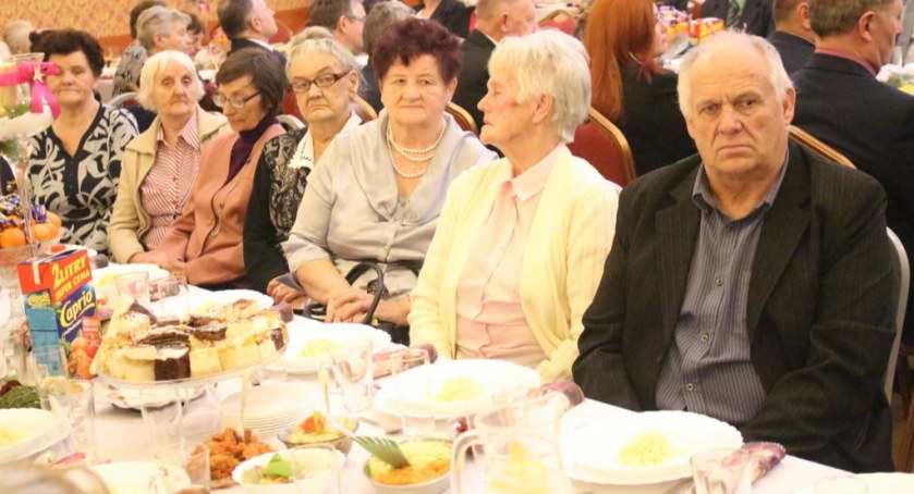 Seniorzy pomogą samorządowcom