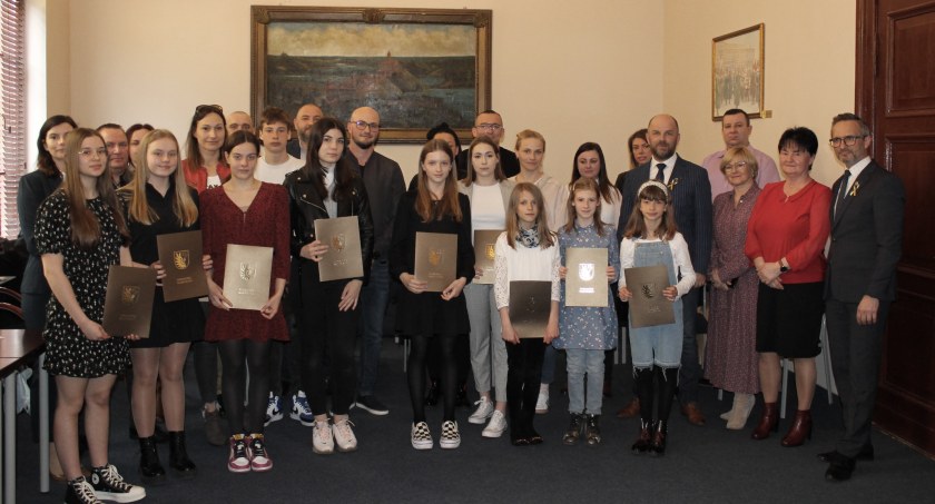 Sportowcy nagrodzeni przez burmistrza