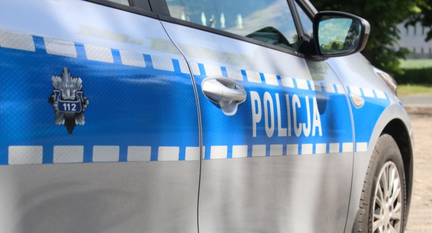 We czterech skopali 19-latka
