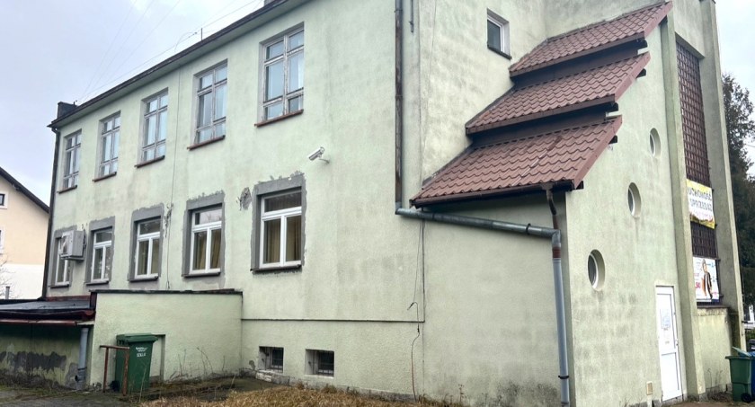 Gmina Płużnica kupiła bank