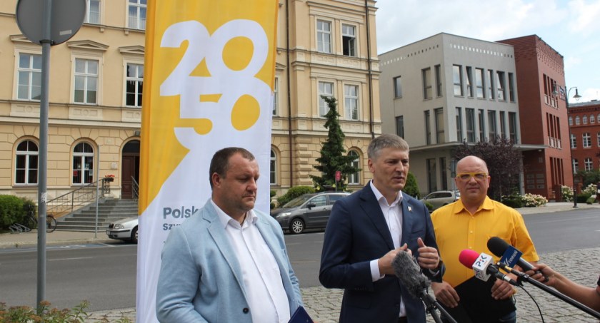 Rolnicy mają podwójny problem