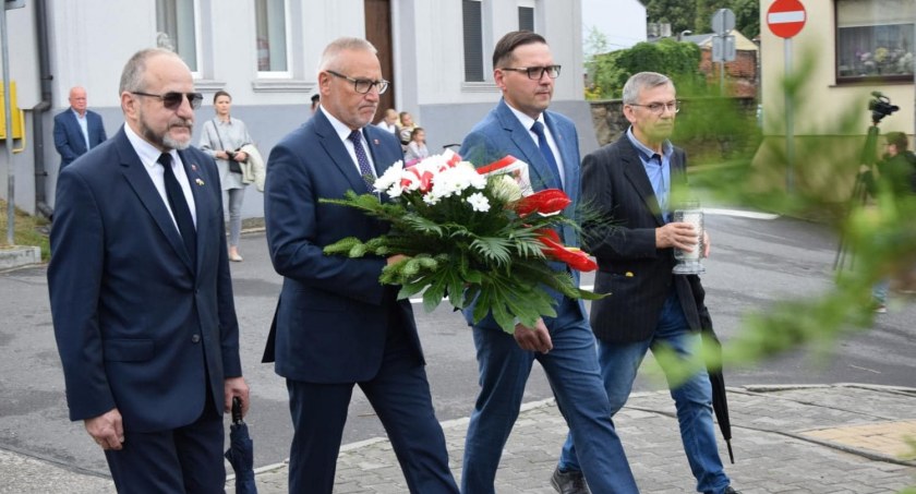 Syreny zawyły na pamiątkę Godziny W