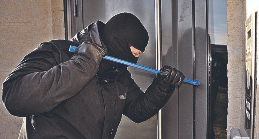 Złapał włamywacza na gorącym uczynku