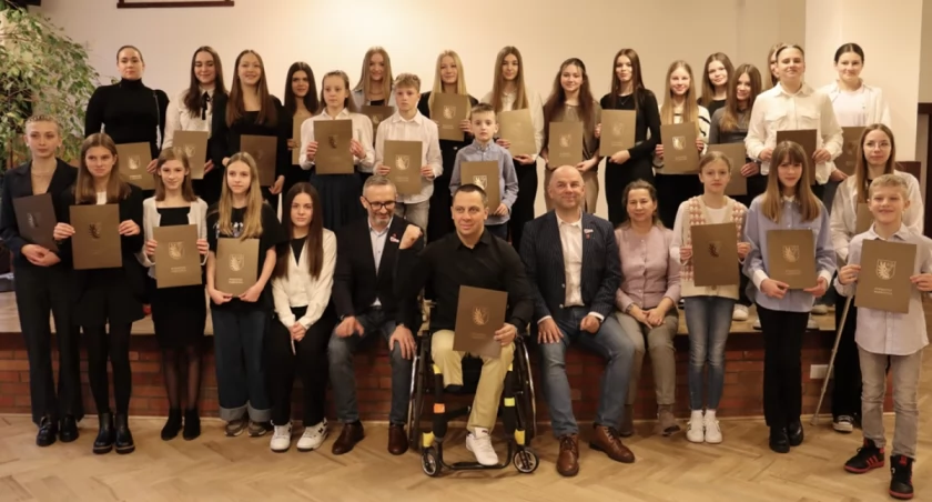 Młodzi sportowcy nagrodzeni