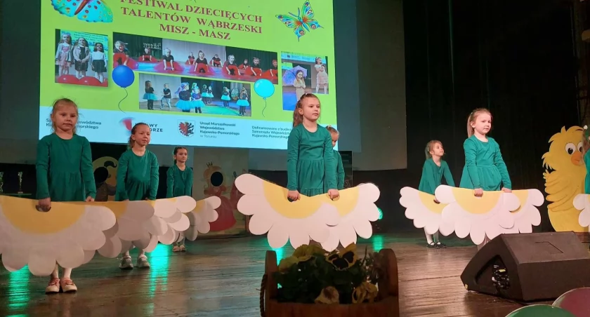 Mali artyści opanowali scenę WDK