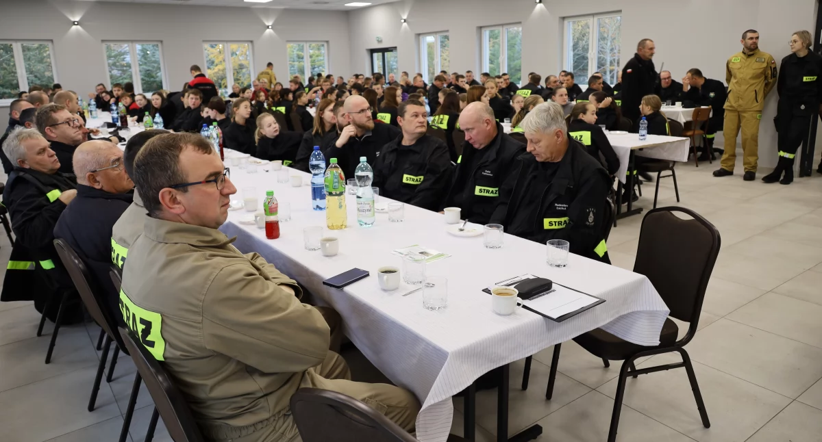 Ze strażą pożarną za pan brat, cz. IV – Florianki, Anioły, strażacy ochotnicy i zawodowi [zdjęcia]