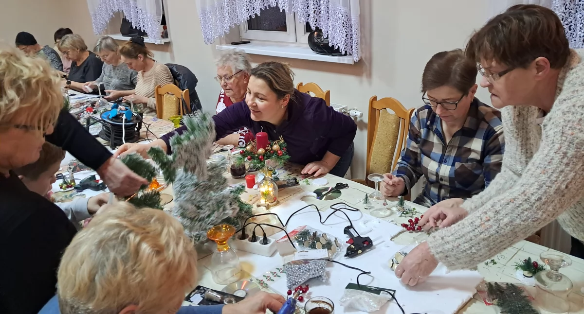 Świąteczne warsztaty w Niedźwiedziu [zdjęcia]