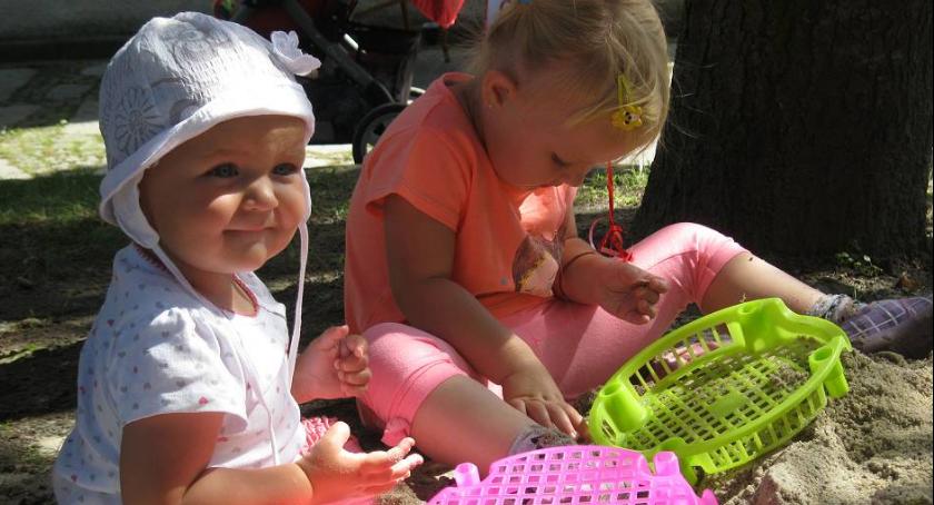 Piknik przy kościele 