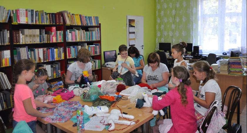Wakacje z biblioteką