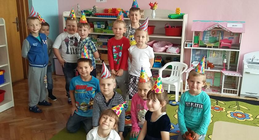 Uczniowie w Dębowej Łące nie próżnują 