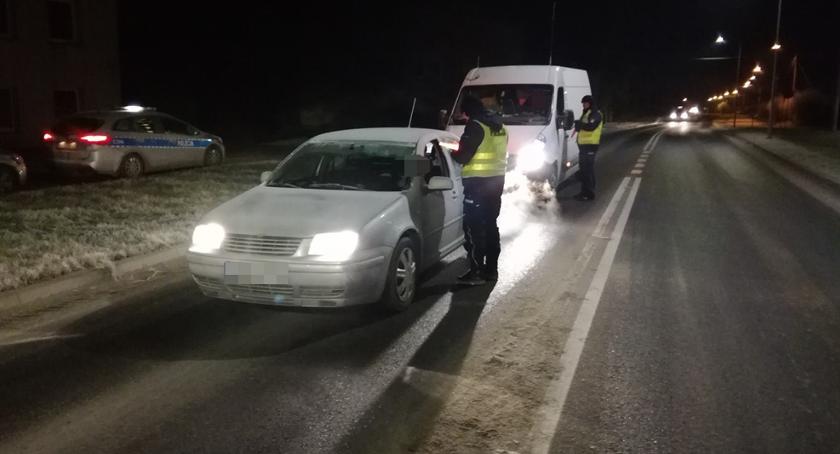 Chciał pomóc koledze, stracił prawo jazdy