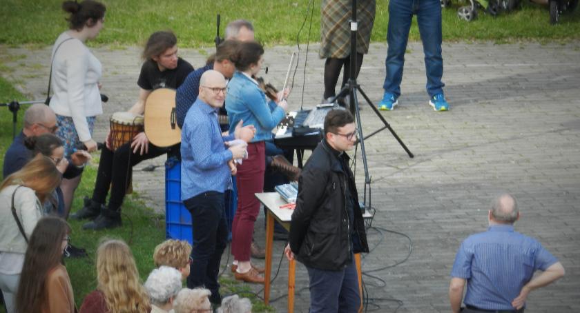 Dobra Nowina wyśpiewana i wytańczona